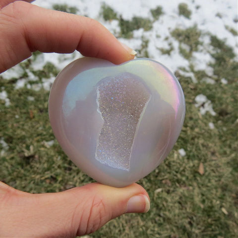 Aura Agate Crystal Heart Stone Carving