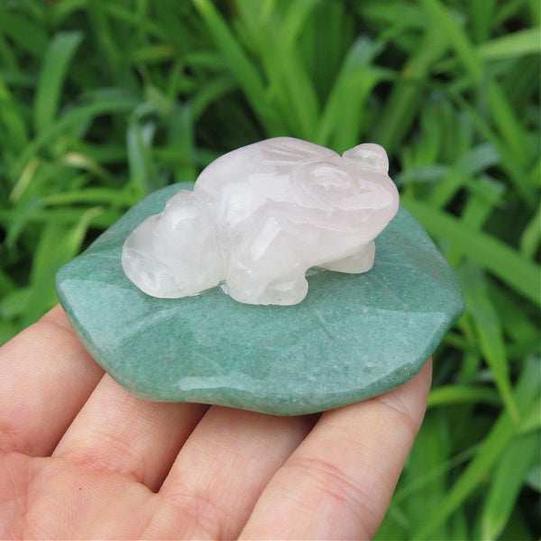 Carved Crystal Frog and Lily Pad Animal Figurine